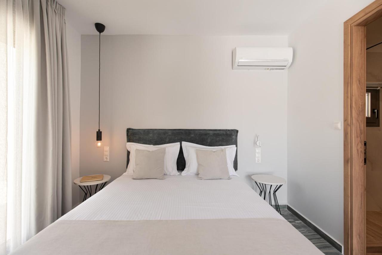 Marble Luxury Suites Karteros Exterior photo