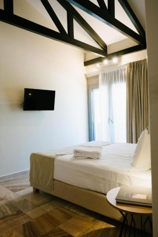 Marble Luxury Suites Karteros Exterior photo