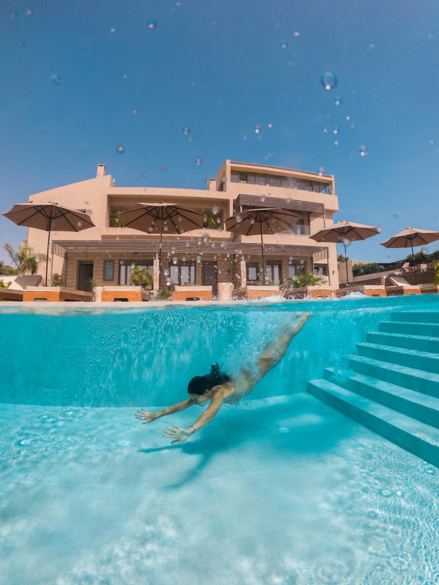 Marble Luxury Suites Karteros Exterior photo