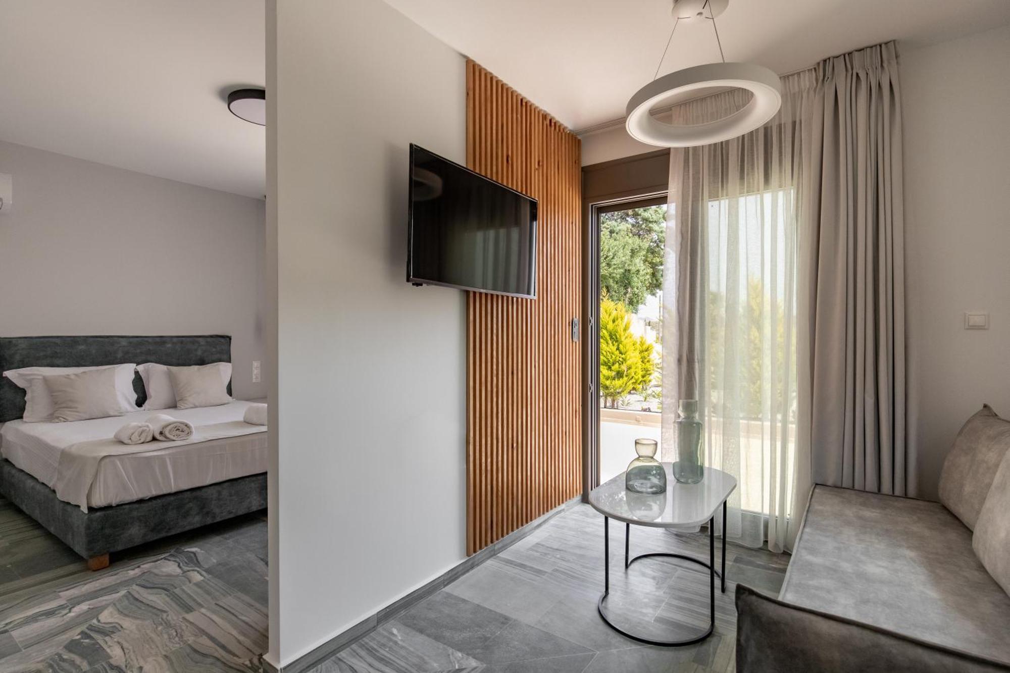 Marble Luxury Suites Karteros Exterior photo
