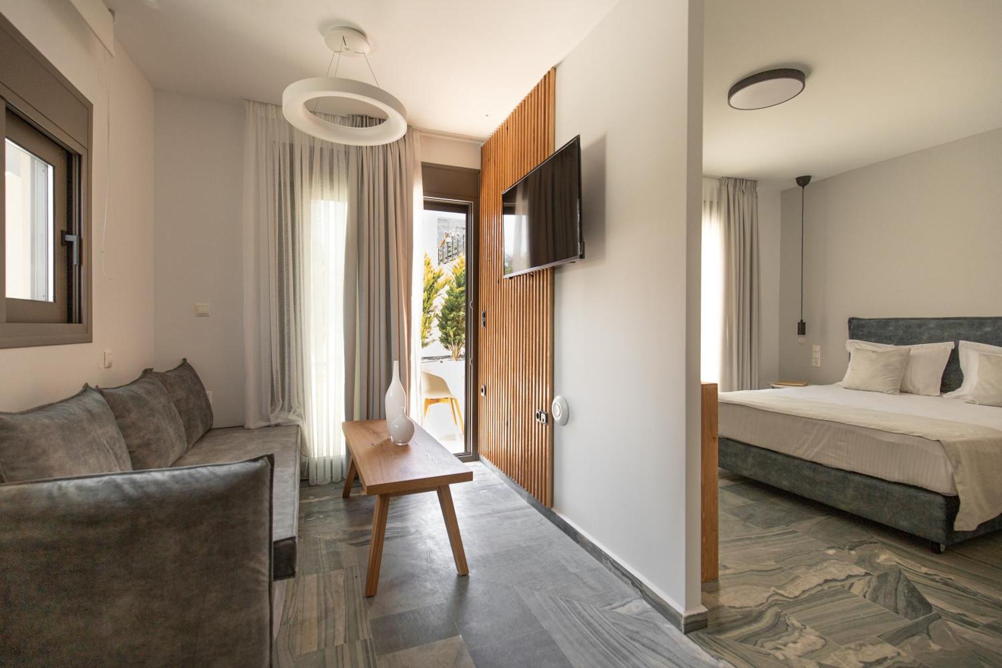 Marble Luxury Suites Karteros Exterior photo